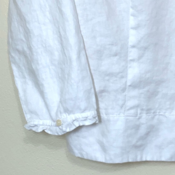 Eddie Bauer 100% Linen Cropped Ruffle Edge Top - Picture 2 of 4